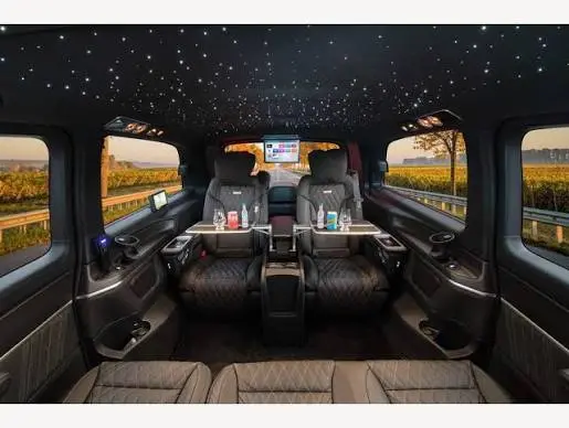 Chauffeur service NYC car ready for an everyday business pickup